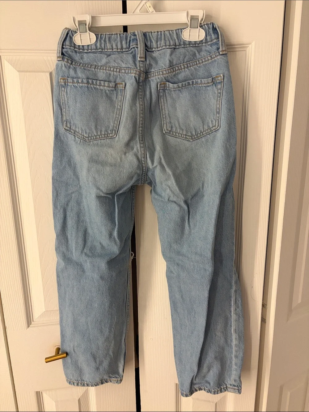 Girls Light Blue Relaxed Fit Distressed Jeans